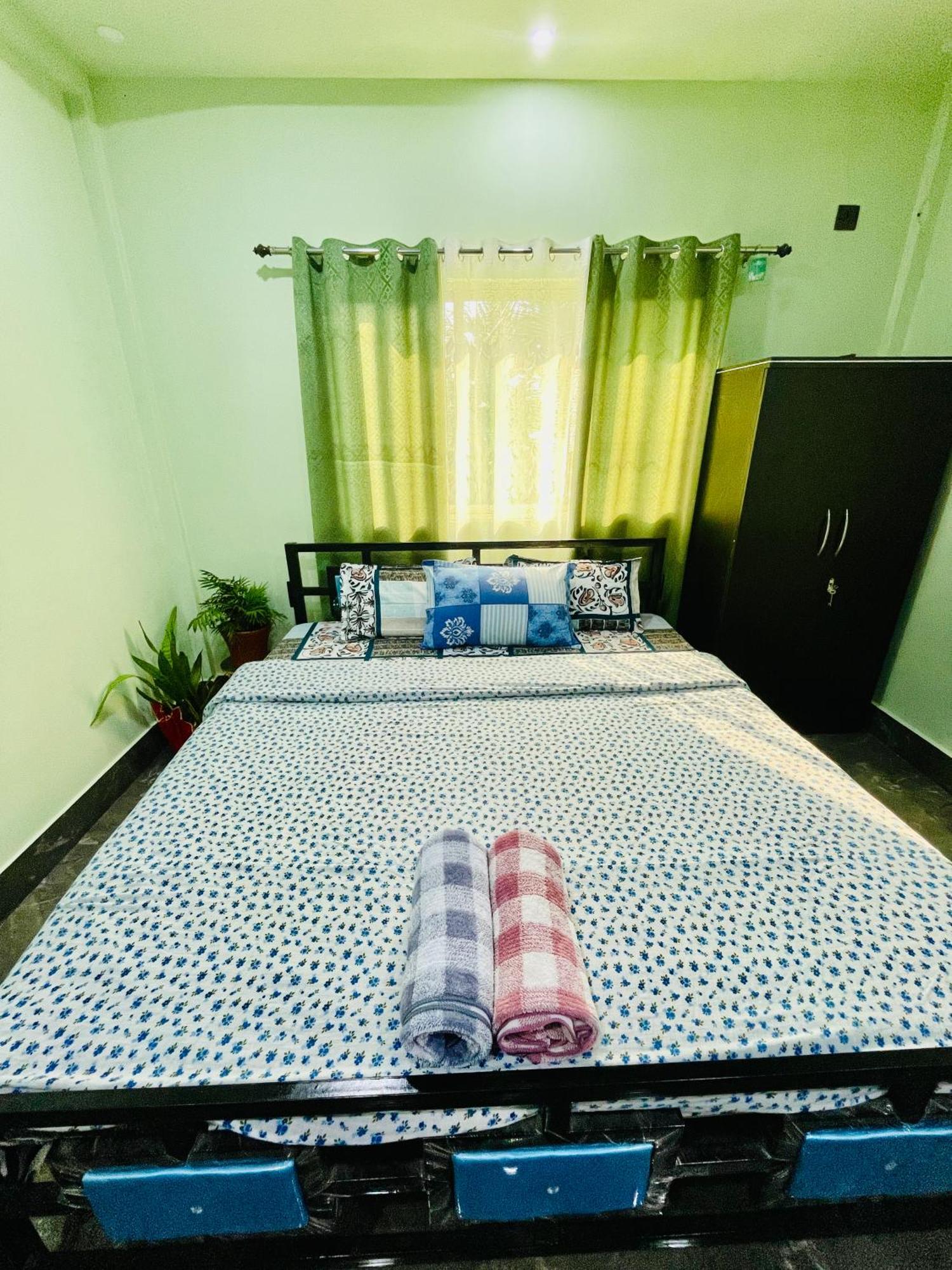 Deka'S Homestay Tezpur Extérieur photo